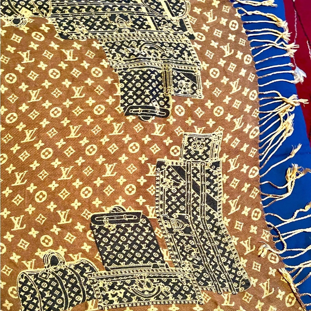 Louis Vuitton Style Monogram Shawl